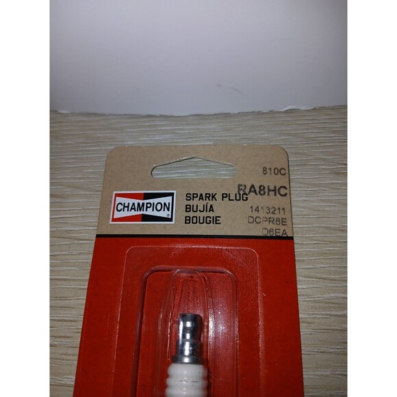 Set Of 8 Champion Spark Plugs 810 RA8HC Single Units 2017 Federal Mogul - Picture 10 of 16